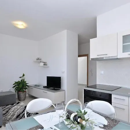 Tezacki Put V Appartement