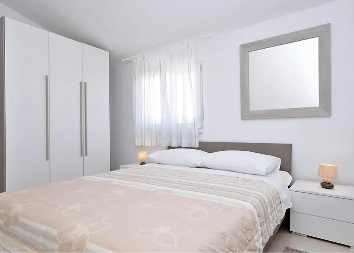 Apartment Tezacki Put V